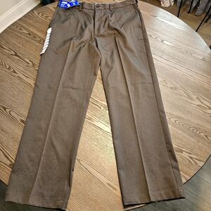 Haggar Cool Right  Classic Fit Men's Pants Size 36x31L  Dark Gray New Wi…